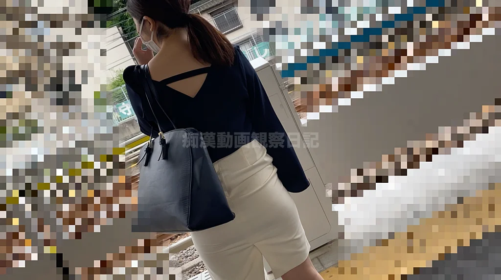 痴漢記録日記vol.84【2人目：服装がエロい白TバックOL】-18