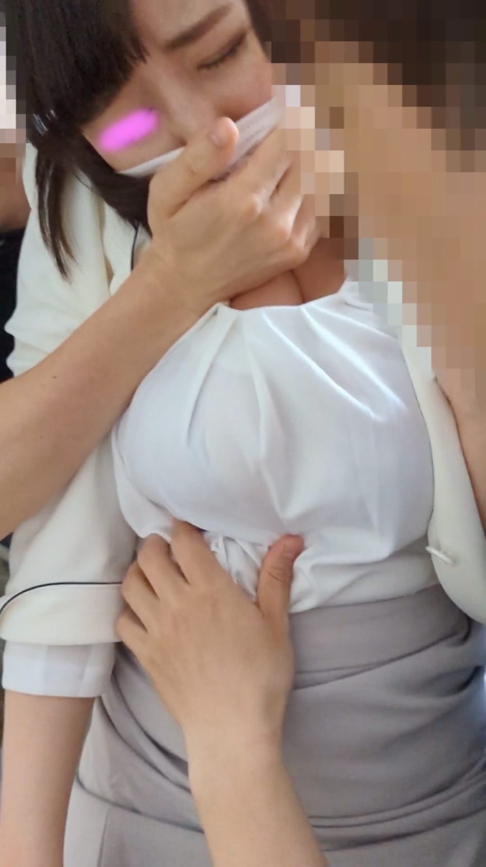 ［独自入手10］ホテルウーマン集団痴漢・Y県◎※温泉ビューグ◎ンドホテル（爆乳女子コンシェルジュ）-6