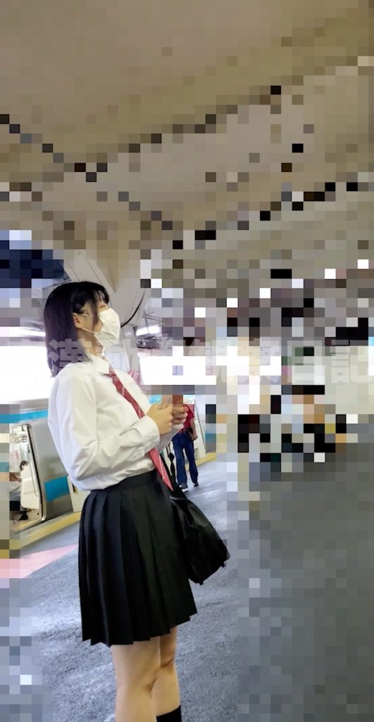 【電射男030】生〇会長風女子校生…汗だくのお尻にぶっかけ！-1