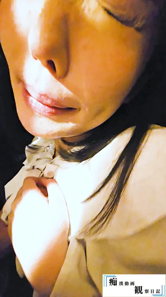 [喘ぎ声有]な絶叫。満員電車でアヘ顔かましながら感じて堕ちるJD-17