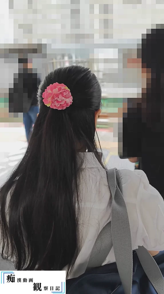 [15分超/卑劣極]未成熟な女学生を3人がかりで車内集団強手姦-2