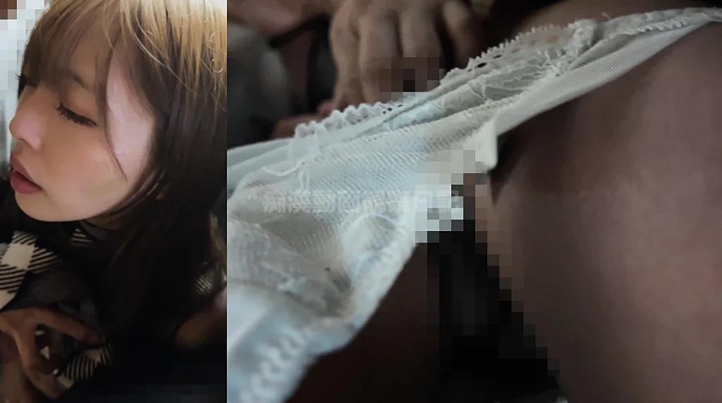 [窃触/ギャル]ウルトラTバック即窃挿。勃起陰核同時責め満員電車サンドイッチFack-31