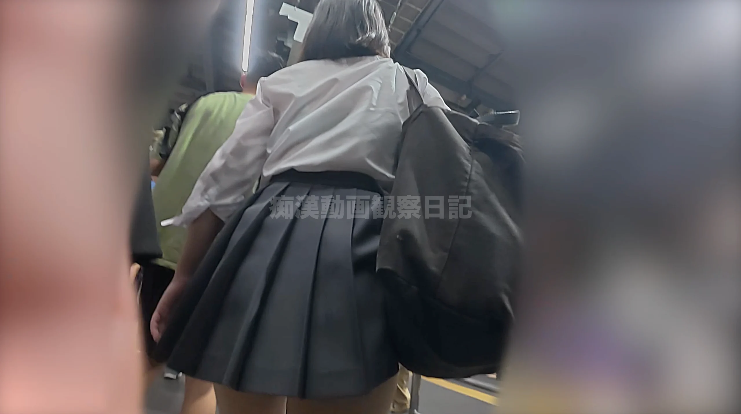 痴かん狂信者 #120【★4】黒髪小柄なミニスカ娘、ピンクサテンP越しに尻揉み、抵抗する手を掴み強引に股間握らせ-31
