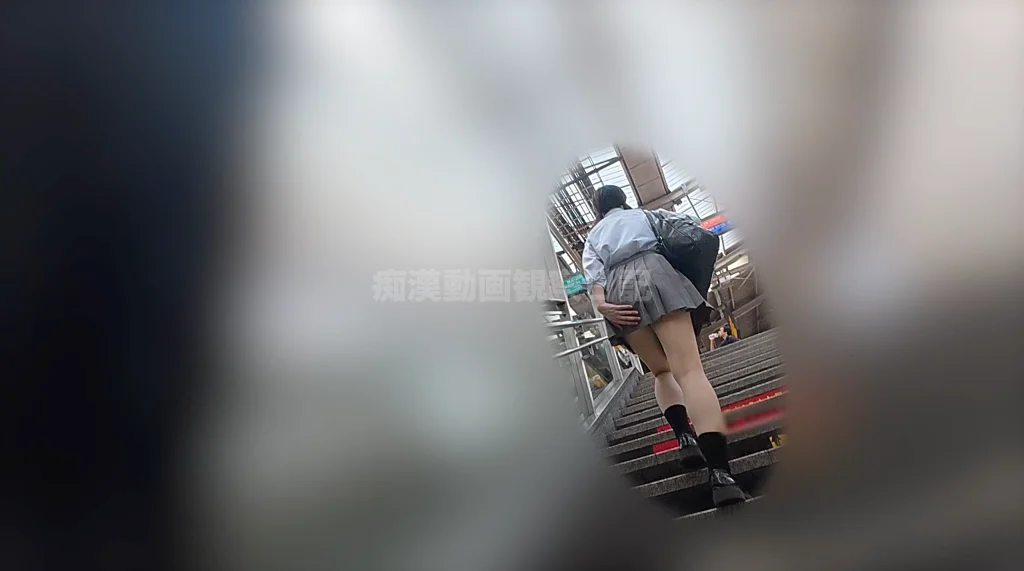 痴かん狂信者 #128【★5】超絶美人な色白ミニスカ娘、ムッチムチのスベスベ美尻を潰し揉み、激しい指入れでぐちょマン状態！-4