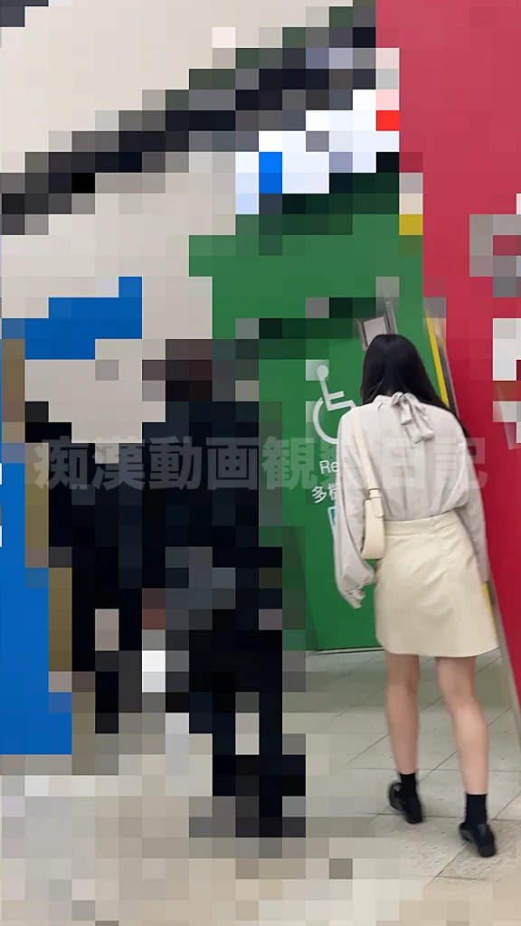 [乗車記録157/撮高:SS]満員電車で堕ちた清楚系Tバックの20代美女-31