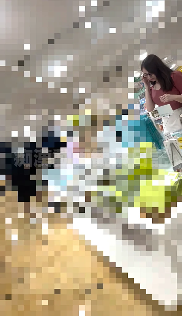 [乗車記録168]アンニュイ眼鏡美女の本能的受容...ロングスカートに浮き出る腰回りの曲線に理性が狂う。-1