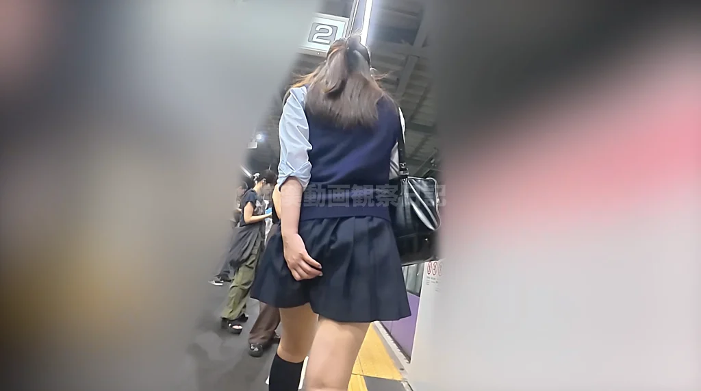 狂信者 #150【★4】激エロパンツに手を突っ込んでむっちり巨尻を鷲掴み揉み!手の平から溢れる尻肉!-17