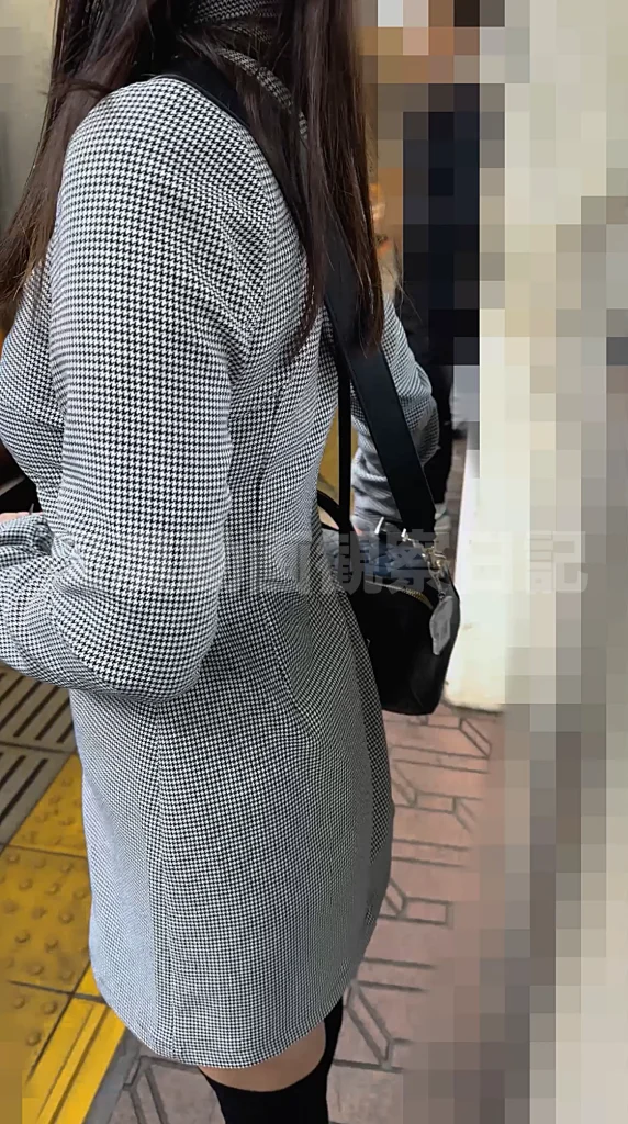 【熟女/窃触】この日、忘れてた女の顔を取り戻す。逝き返る美熟女尻特化。-1