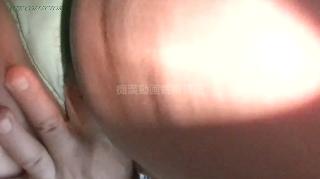 【再販】本物の満員電車に突撃！5　～過去最高に痴●を呼び寄せた女～-9