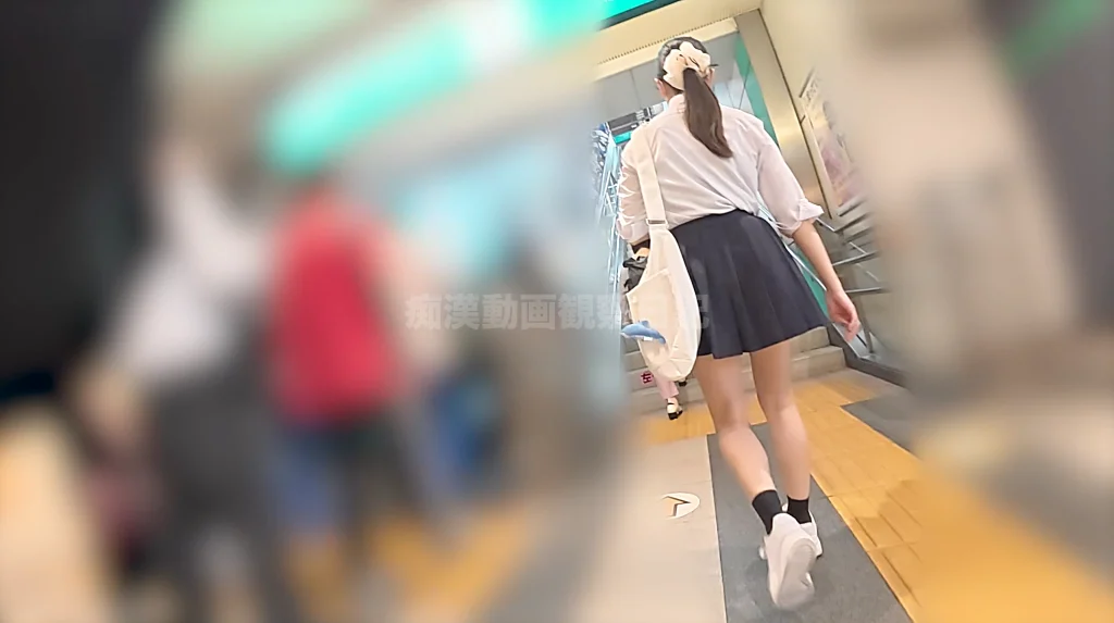 痴かん狂信者 #160【★6】激カワ上玉娘にやりたい放題！ぐちょ濡れマンに激しく手マン、チンコ握らせ、パンツ脱がして野外露出！-2