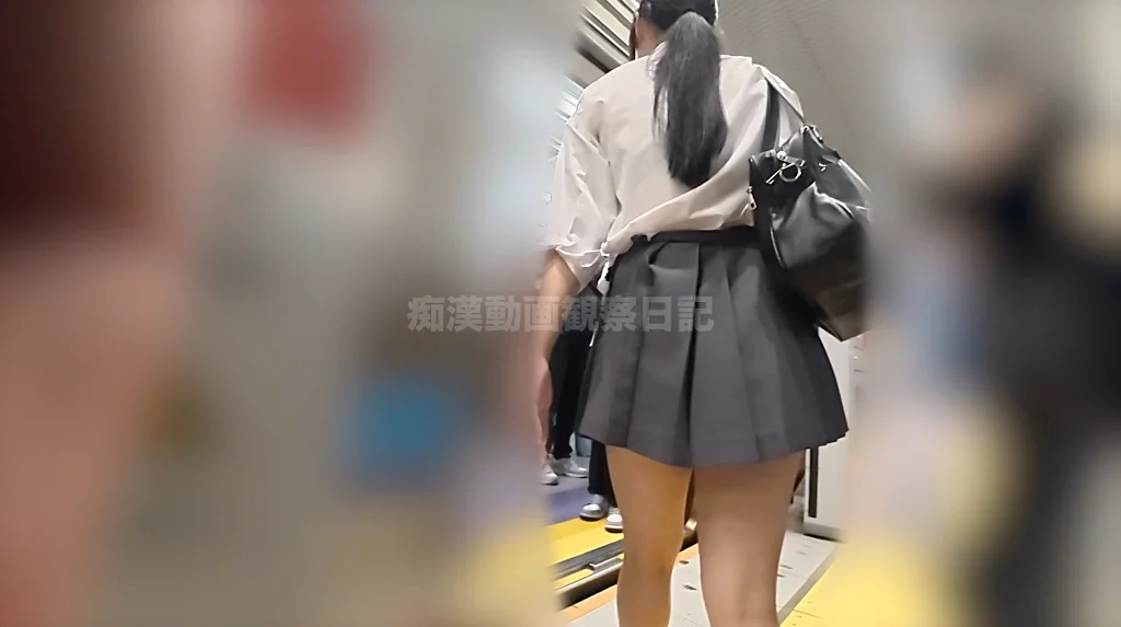 痴かん狂信者 #163【★5】黒髪清楚系のグチョグチョ濡れマンを激しく掻き回し！振動と音での周囲バレを気にしながら激しく手マン！-2