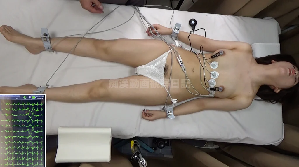 心電図検査で巨乳を震わせイキ狂う～被験者二名のリアルオーガズム波形と心音記録～-22