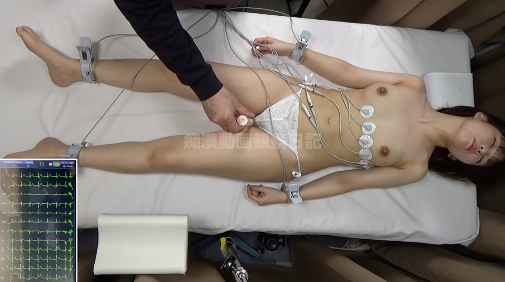 心電図検査で巨乳を震わせイキ狂う～被験者二名のリアルオーガズム波形と心音記録～-7